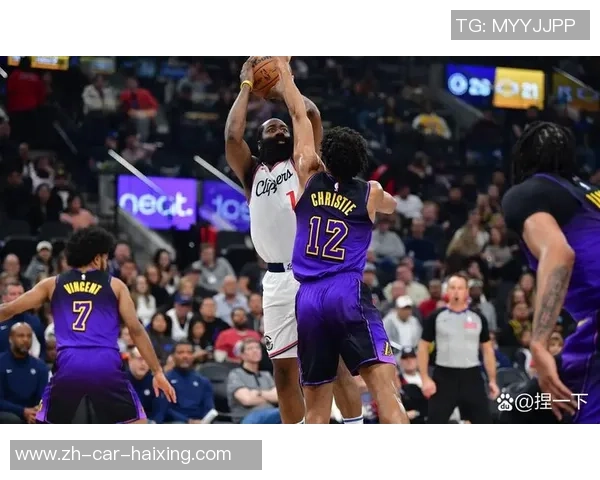 2020年NBA季后赛湖人与掘金第四场激战回顾与精彩瞬间分析 2020年NBA季后赛湖人与掘金第四场激战回顾与精彩瞬间分析